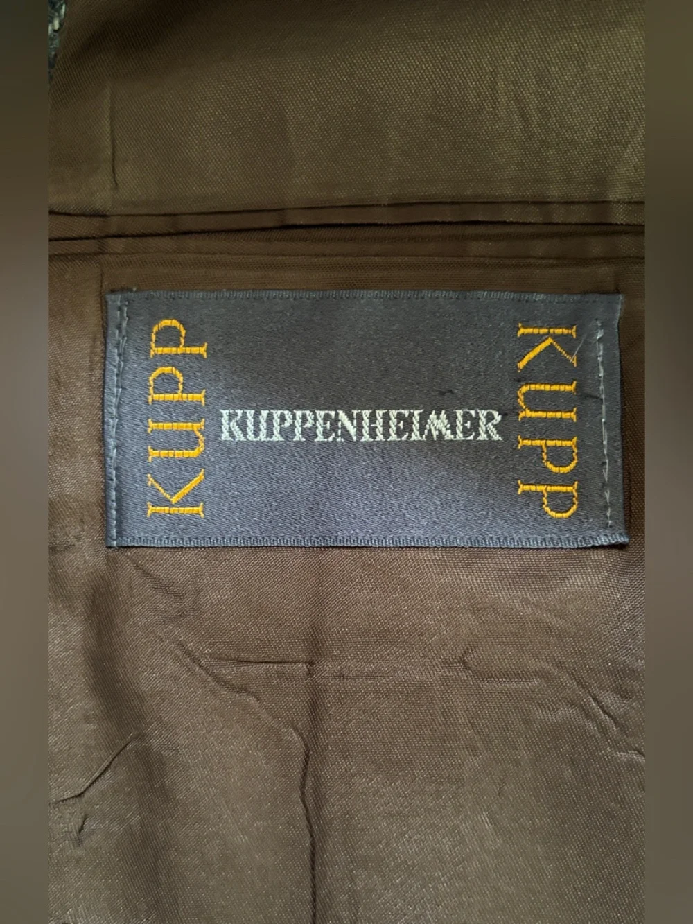 Vintage KUPP Kuppenheimer Harris Tweed Men’s Blazer 43R Wool Herringbone USA